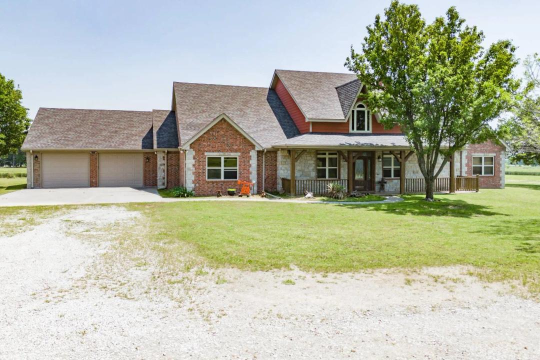 63 acres with Custom Home in Montgomery County