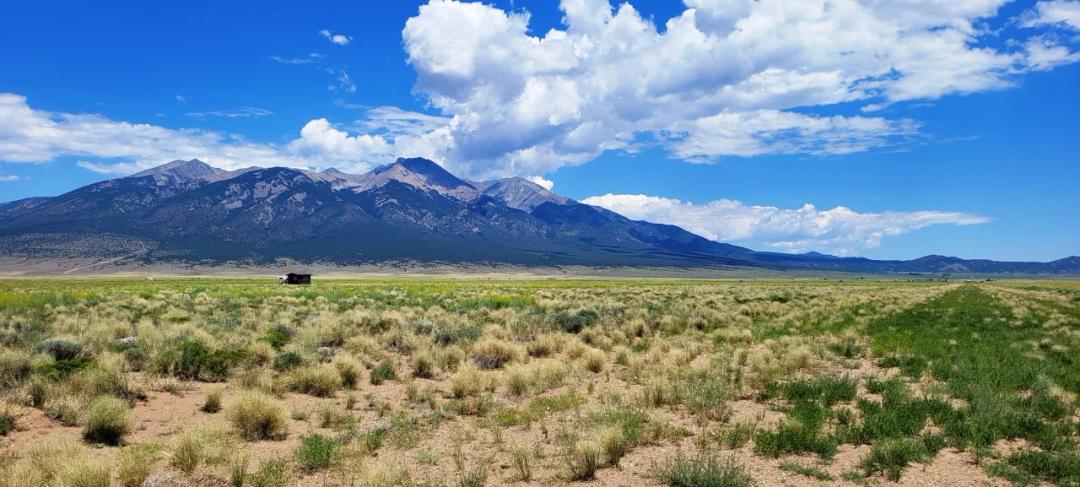 Scenic Colorado Land * Sangre de Cristo Mountain Views