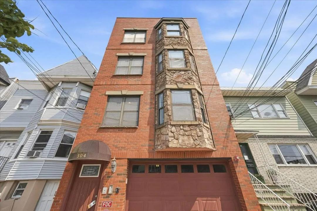 Spacious 3BR Condo with Garage Parking & Private Terrace!