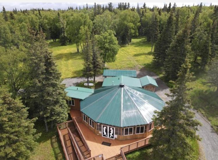 Over 21 acre Retreat with Dance Hall