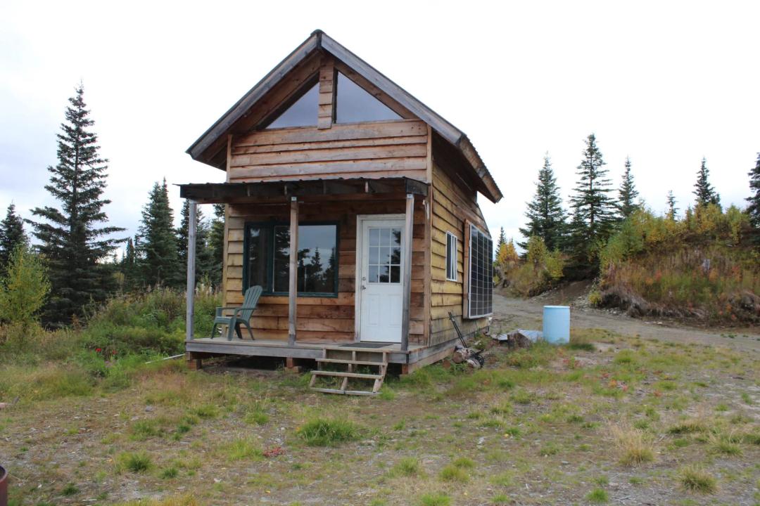 Recreational Cabin in Caribou Hills