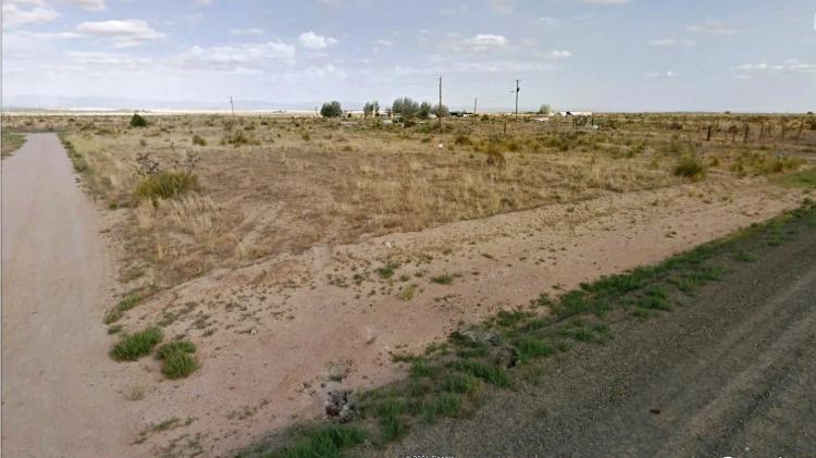Town Lot in Willard, New Mexico - Water and Power Available