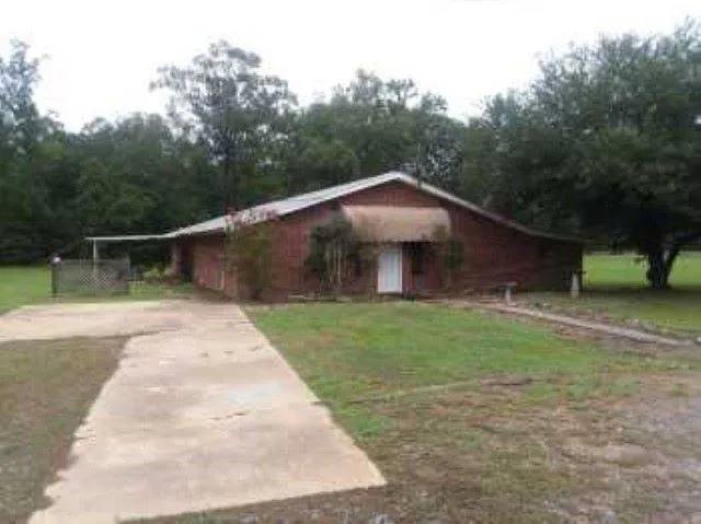 4 Bedrooms4 Bathroom on 19.70 Acres at 1661 Hwy 79 South