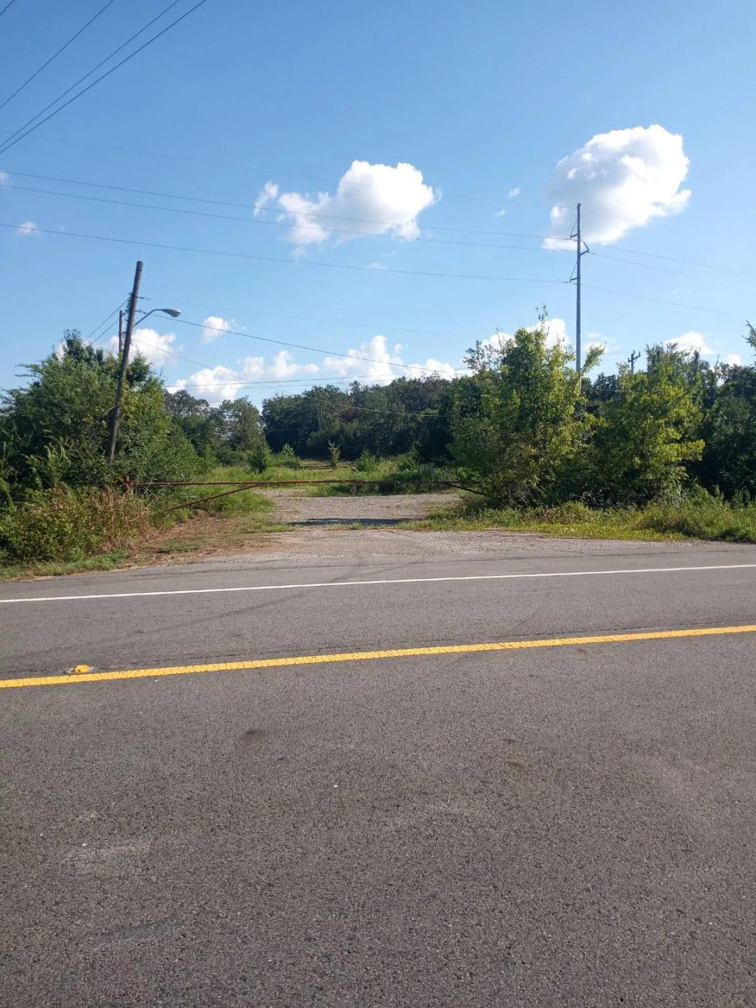 HIGHWAY 22 FRONTAGE CLOSE TO COUNTY LINE SCHOOL