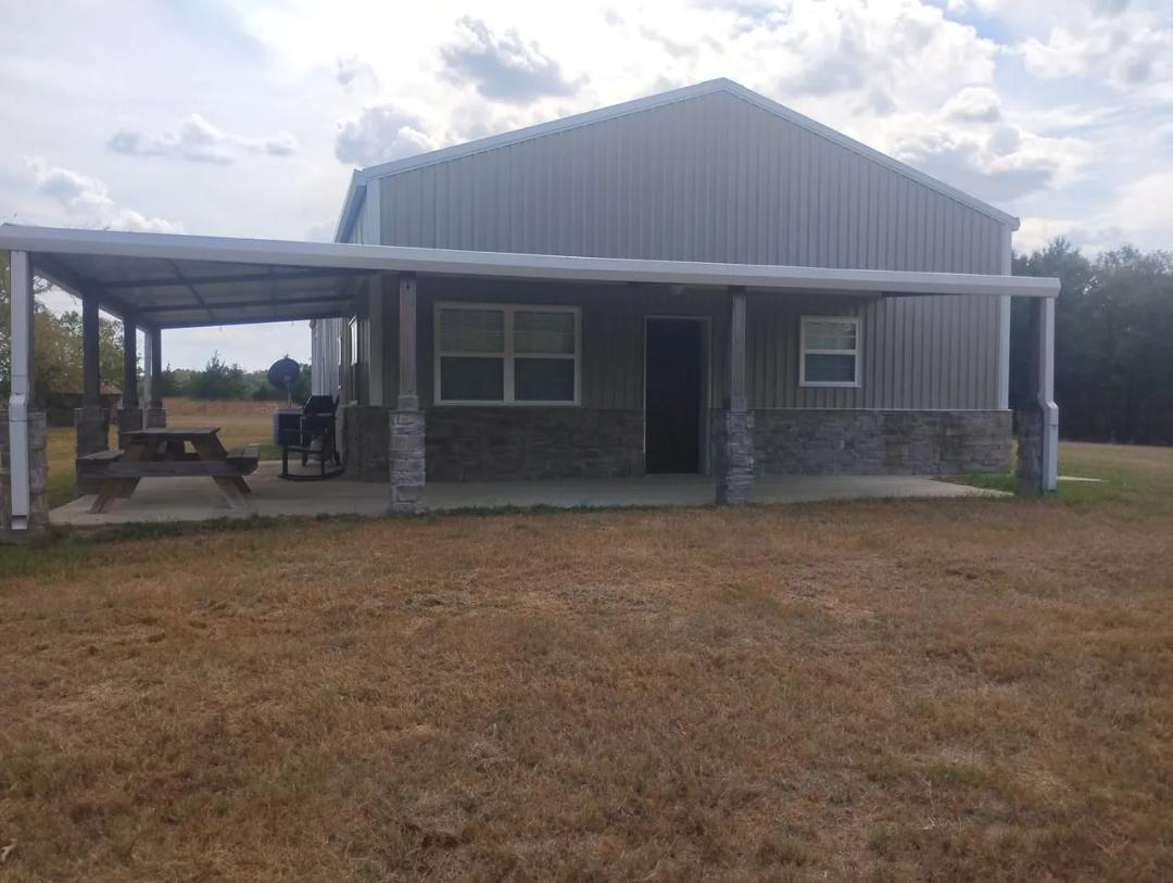 Beautiful 67 ac recreational tract with a 2100 sqft Barndominium