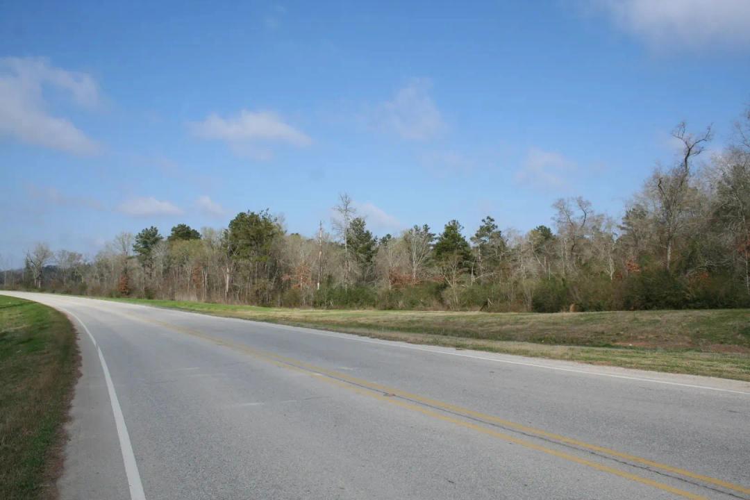 Simonton Park 17