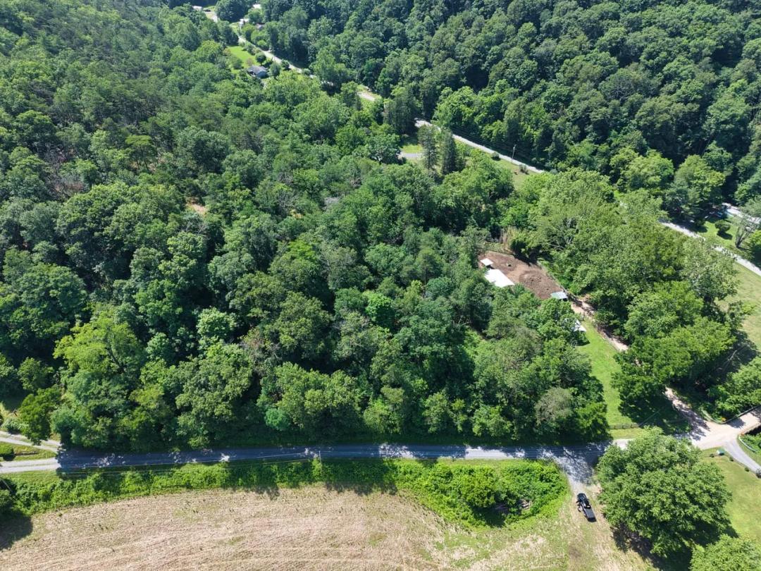 7.06 +/- Wooded Acres | Morgan County, WV