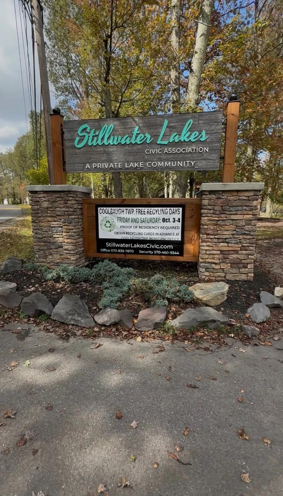 BUILDERS DREAM LOT! HAS IT'S OWN SEPTIC AND WELL! 1.220 ACRES!!!