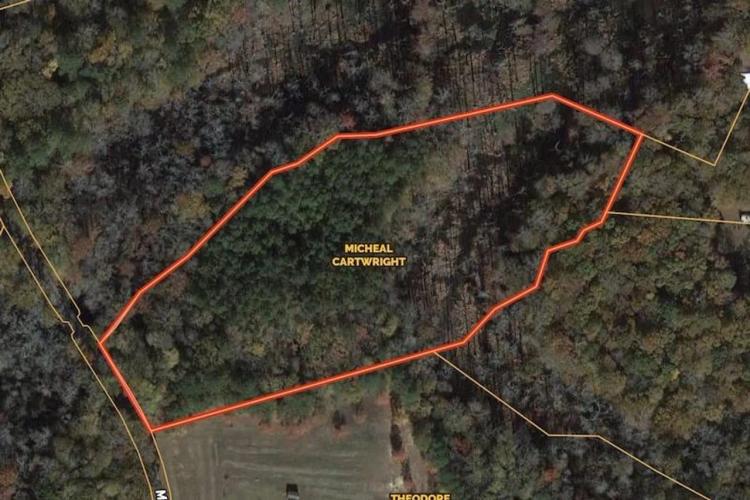 UNDER CONTRACT!!  7.67 acres of Recreational / Timberland and Hunting Land For Sale in the Suffolk County VA!