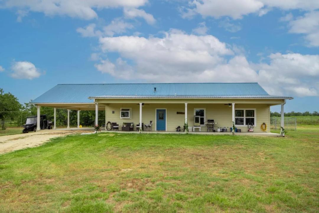3743 W FM 2237 in Muldoon