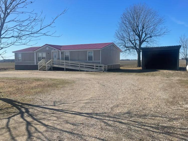 Double Wide Home with 3 Bed, 2 Bath in Butler County, MO