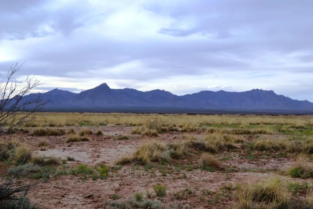 1 Acre Classic New Mexico Desert - Wide open spaces - Camp RV Build Mobiles Ok