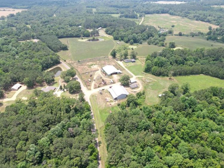 18 Acres with a Home, Barns and Cattle Facilities SW MS