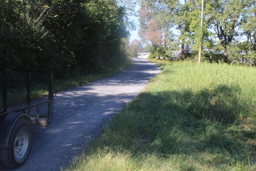 LOT IN THE CITY LIMITS OF MARSHALL!!!