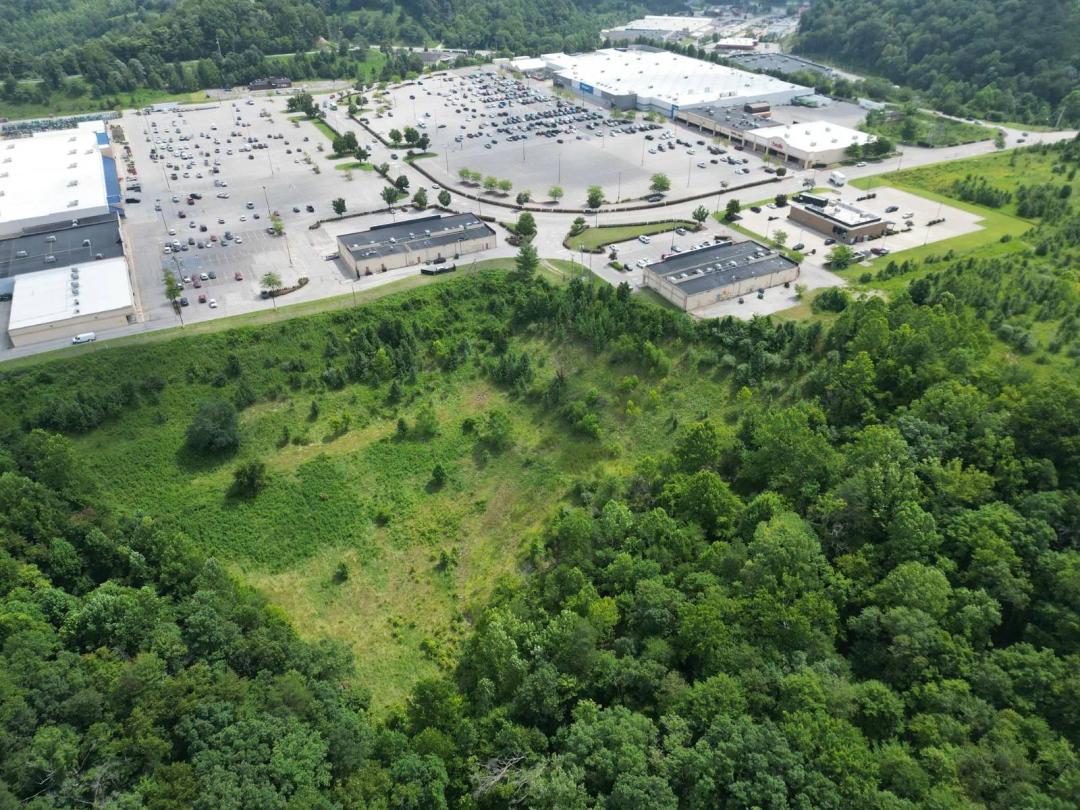 114 Acres Adjoining to Big Box Brands in Nitro/Cross Lanes