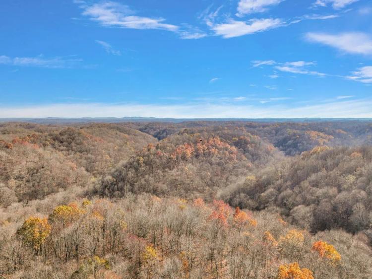 1072 acres of timberland located in Clay County, Tennessee