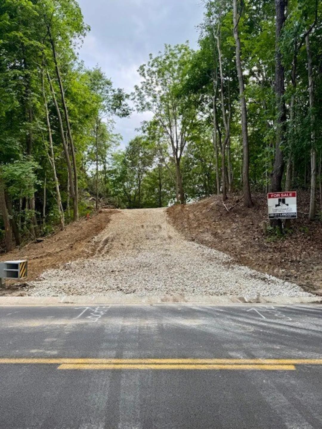 3.52 acres of Hwy 103 and Sugar Grove RD Rushville IL