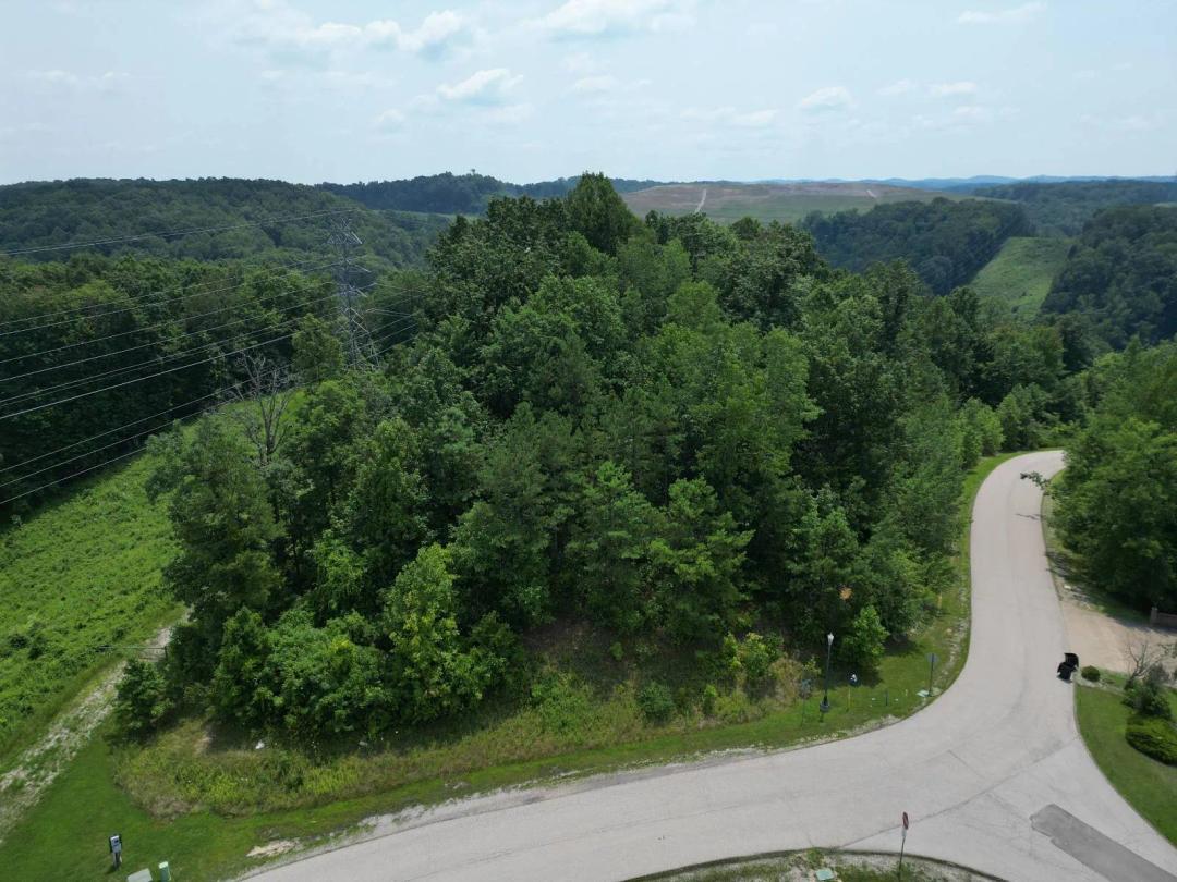 Premier Estate or Development Opportunity in Quarry Creek