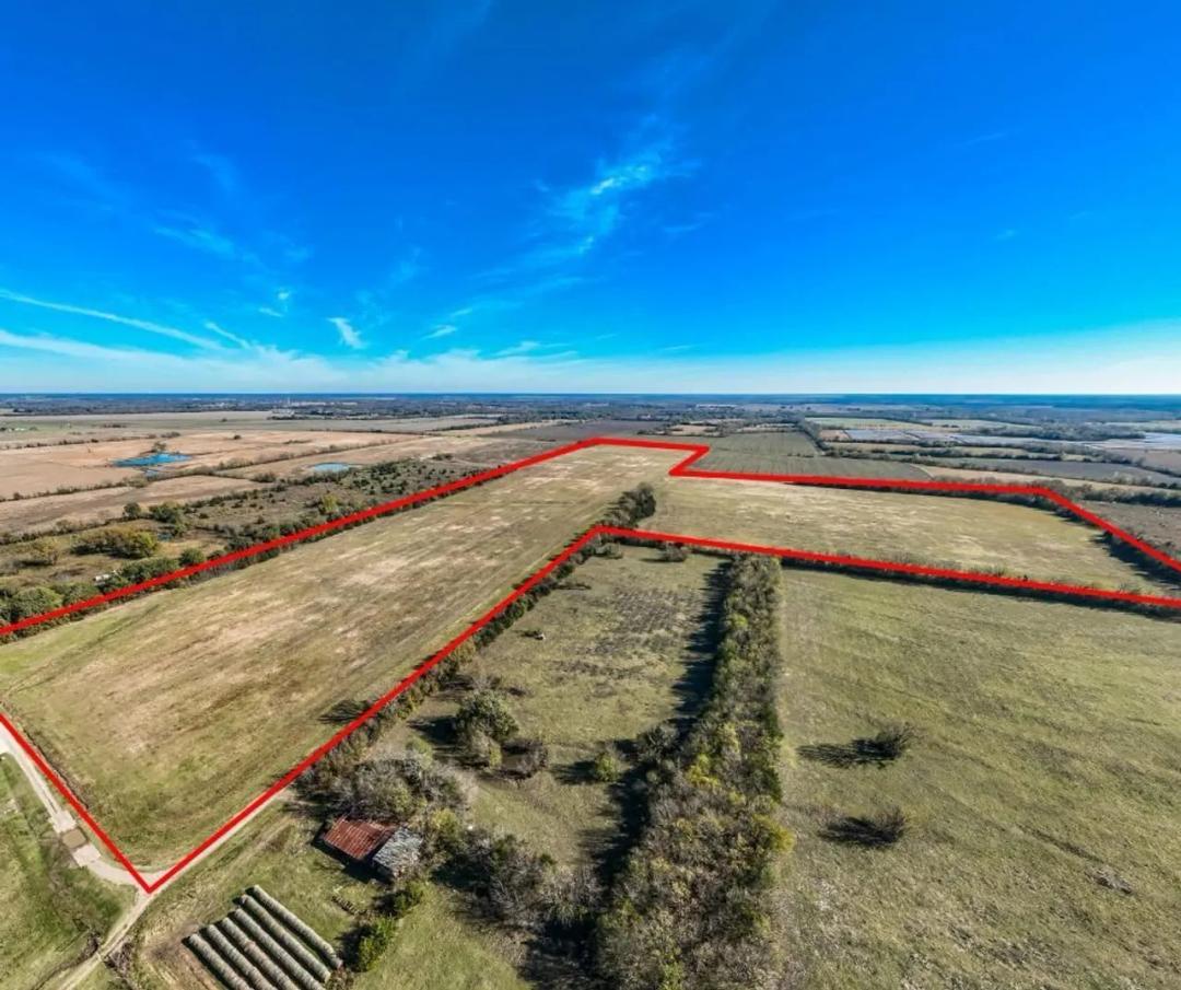 25 ACRES OF LAND!