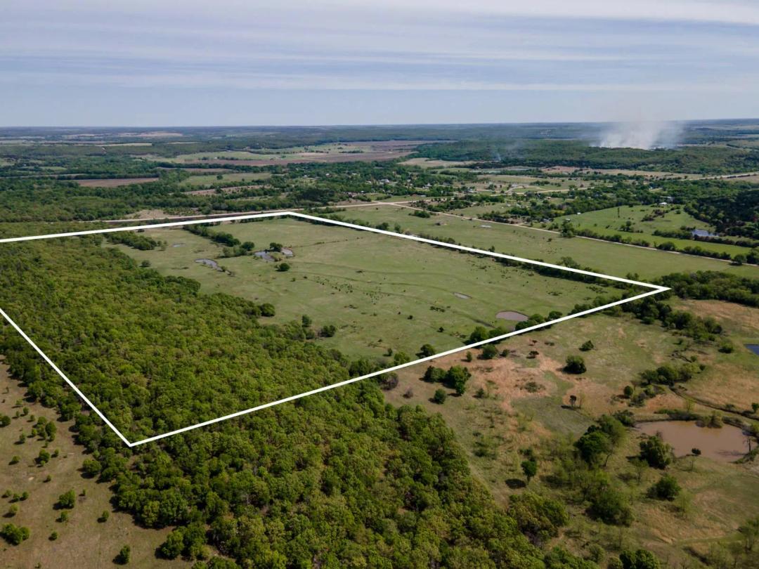 158 +/- acres in Chautauqua County, KS