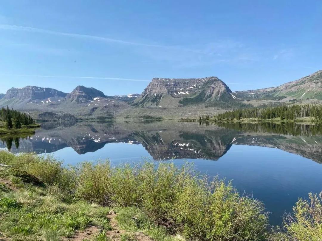 Premier Colorado Wilderness Lodge & Big Game Outfitter for Sale