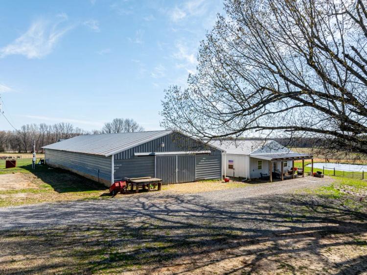 25+/- Acres, Pasture, 1,600 +/- Sq ft House, Sulphur Rock, Arkansas