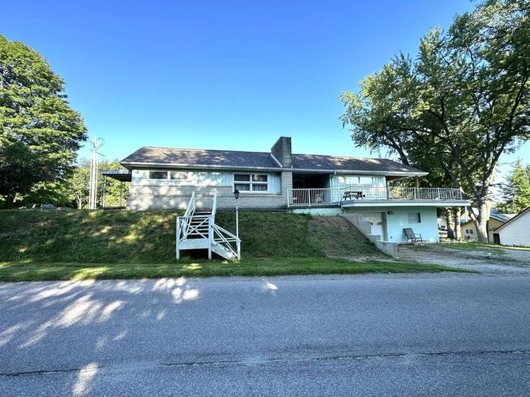The Hill Top Lake House / 9877 S 750 W County Road Claypool, IN 46516 / 2 Beds, 2 bath  1,415 sq ft