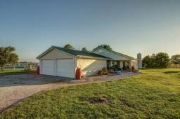 home-70-acres-in-nowata-15