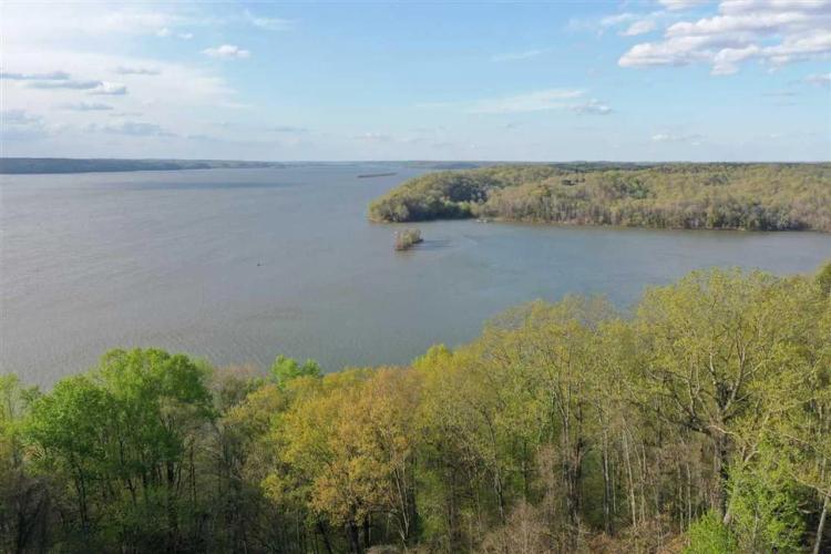 5.48 Acre Lake front lot on Kentucky Lake in Waverly, Tennessee.