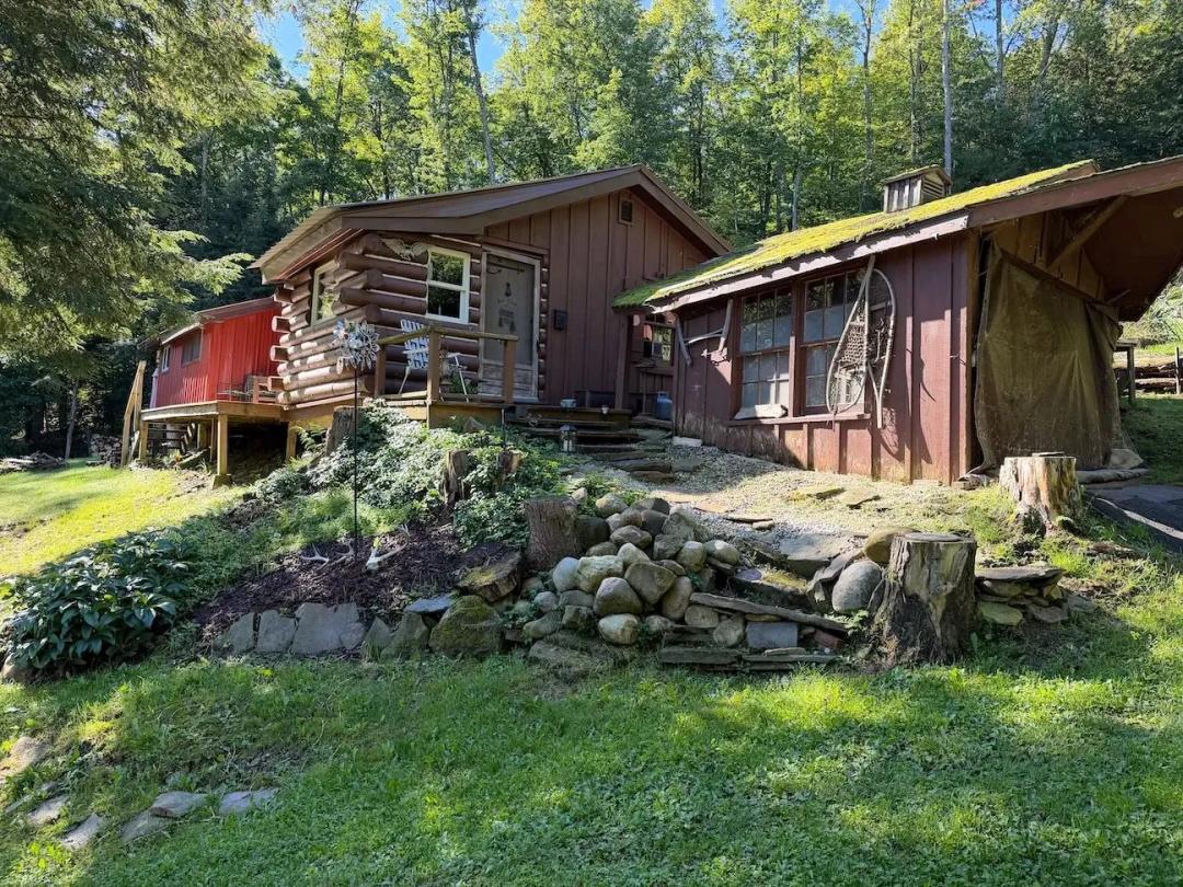 18 acres Cabin in the Woods in Little Valley NY 9543 Sawmill Run Rd