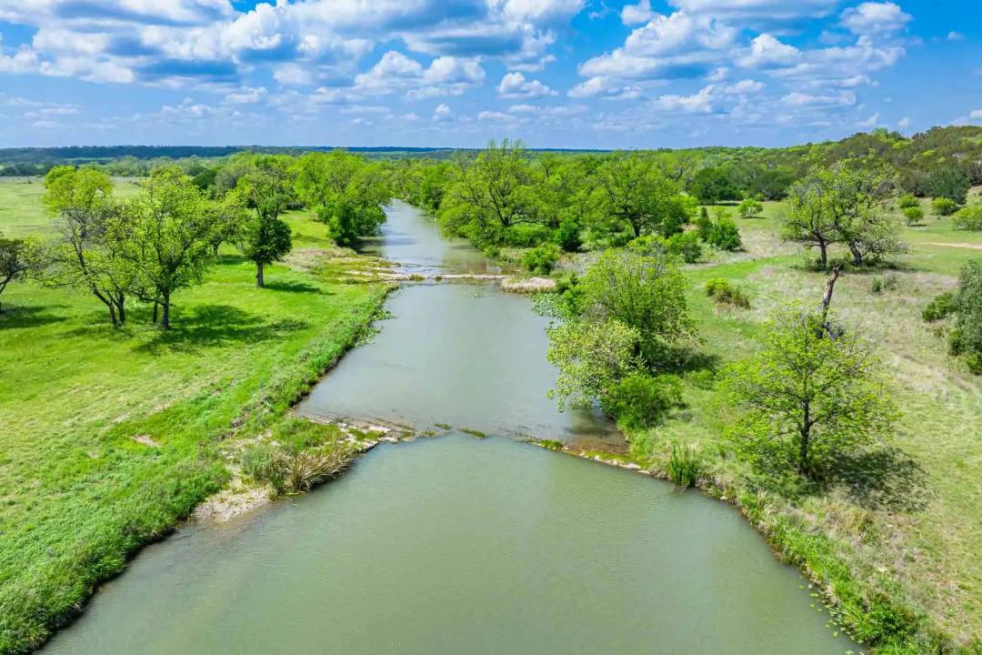 San Saba County | Wedding Oak Winery and Vineyard | S of San Saba