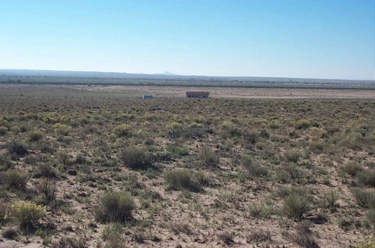Recreational Residential Lot east of Holbrook  1.25 acres