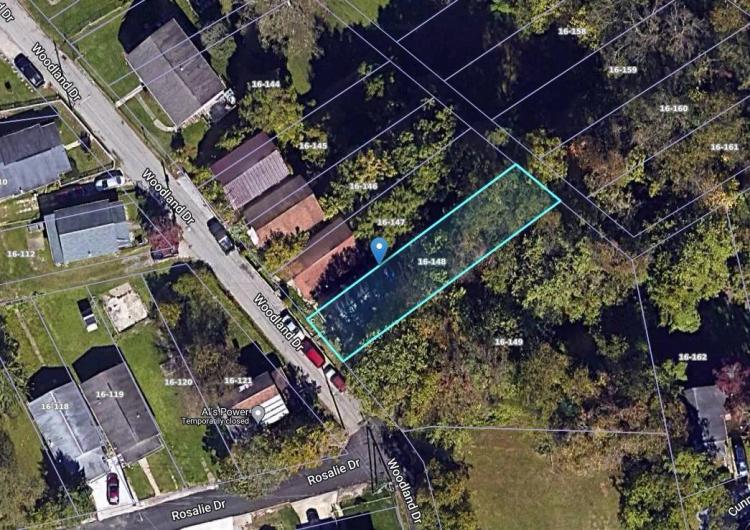 0.10 Acres at 1504 Woodland Drive