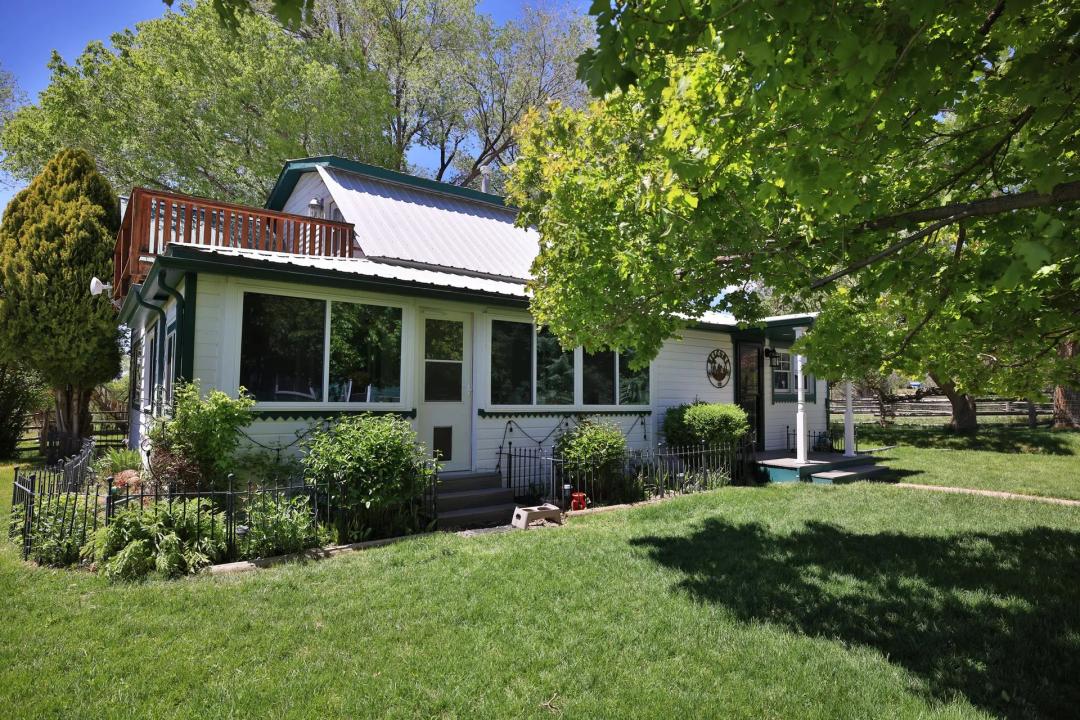 58590 PE 3/10 Rd Collbran Country Home For Sale in Colorado with Irrigated Acreage