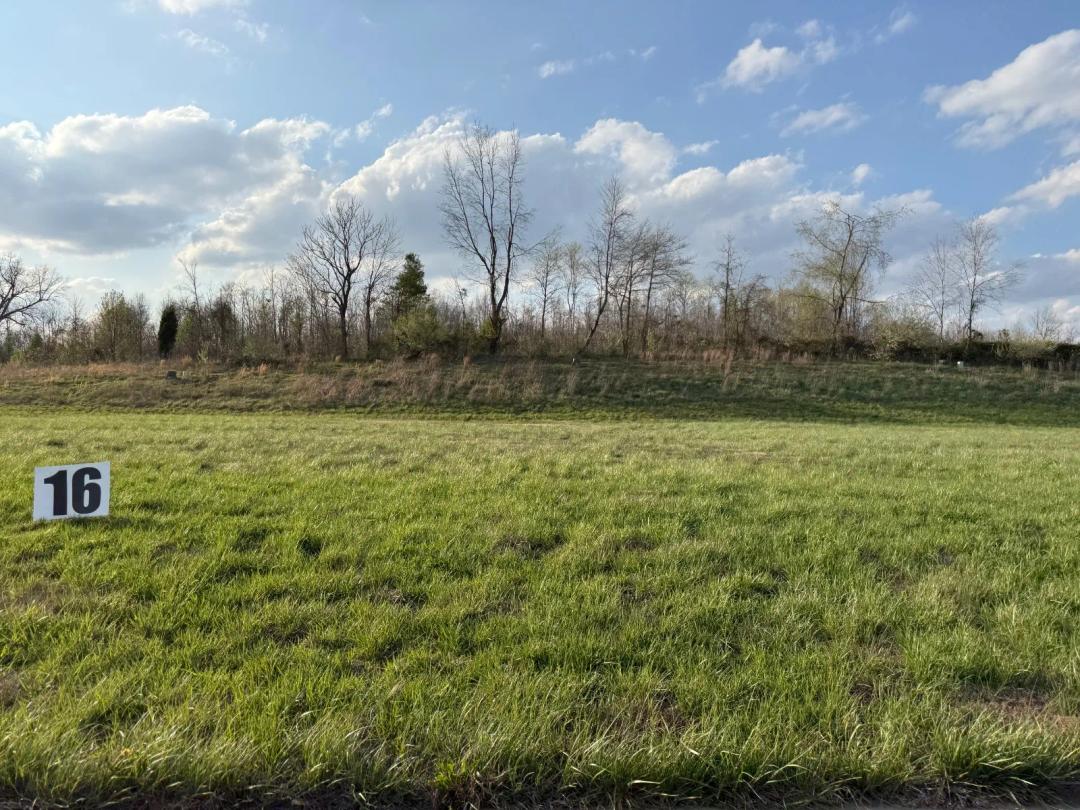 Building land! Fiber Internet, Electric, Gas, Water all ready!