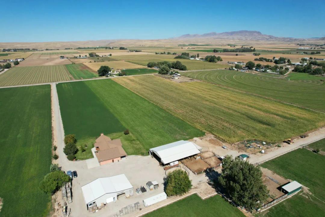 Emmett Bench Farm