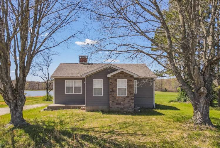 Waterfront Property 3 Bed 1 Bath Home in Butler County, MO