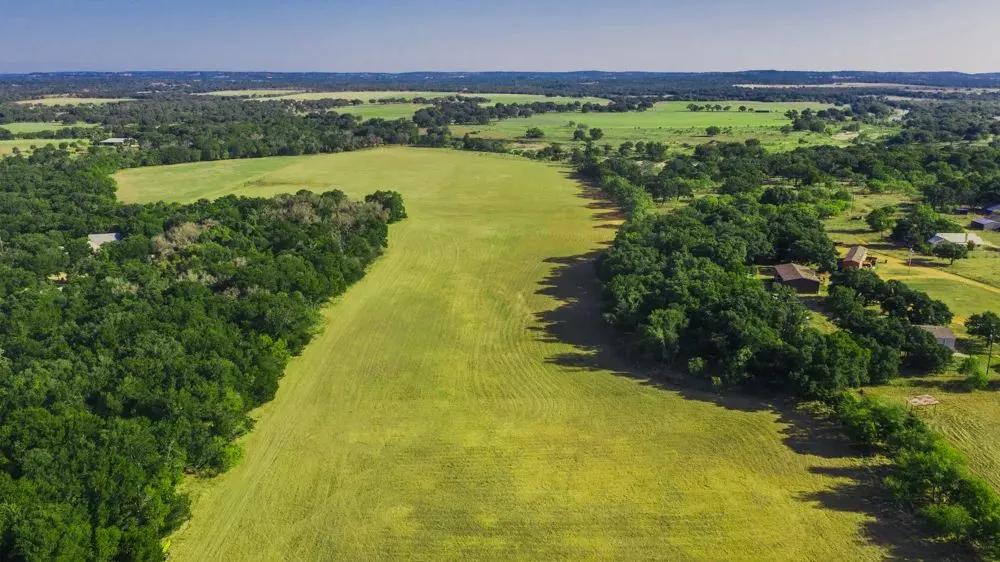 27 Acres - Texas Wine Trail