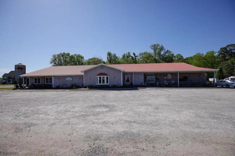 MARKET BASED PRICE IMPROVEMENT!!  1.5 Acres with Restaurant For Sale in Hyde County NC!