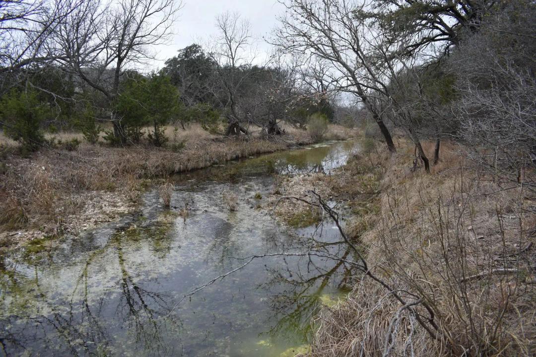 800 acres