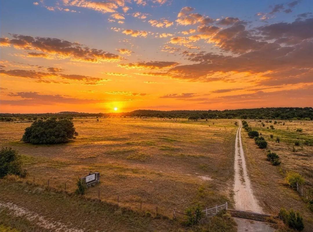 108 Hwy 174 Meridian, Tx-Versatile Property-Great for Many Uses