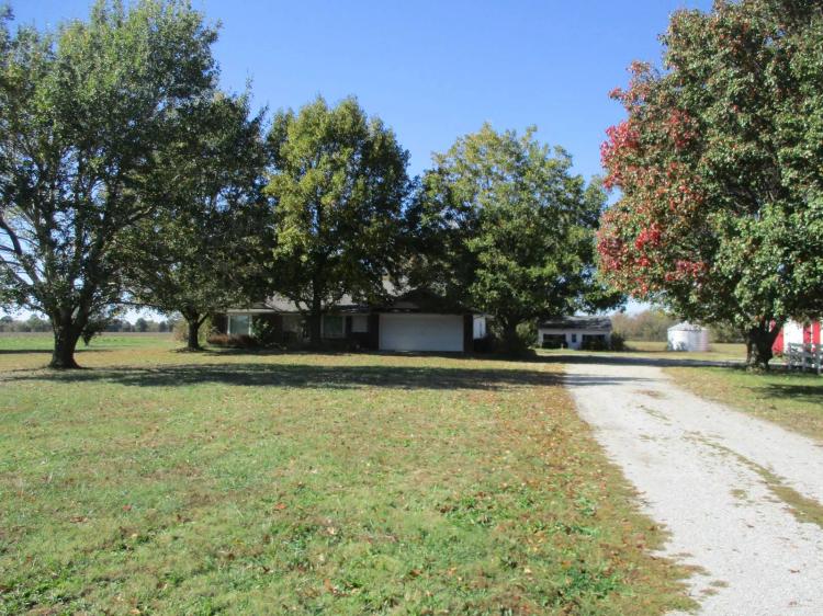 2 Bedrooms2 Bathroom on 38.29 Acres at 7220 SW 30th St