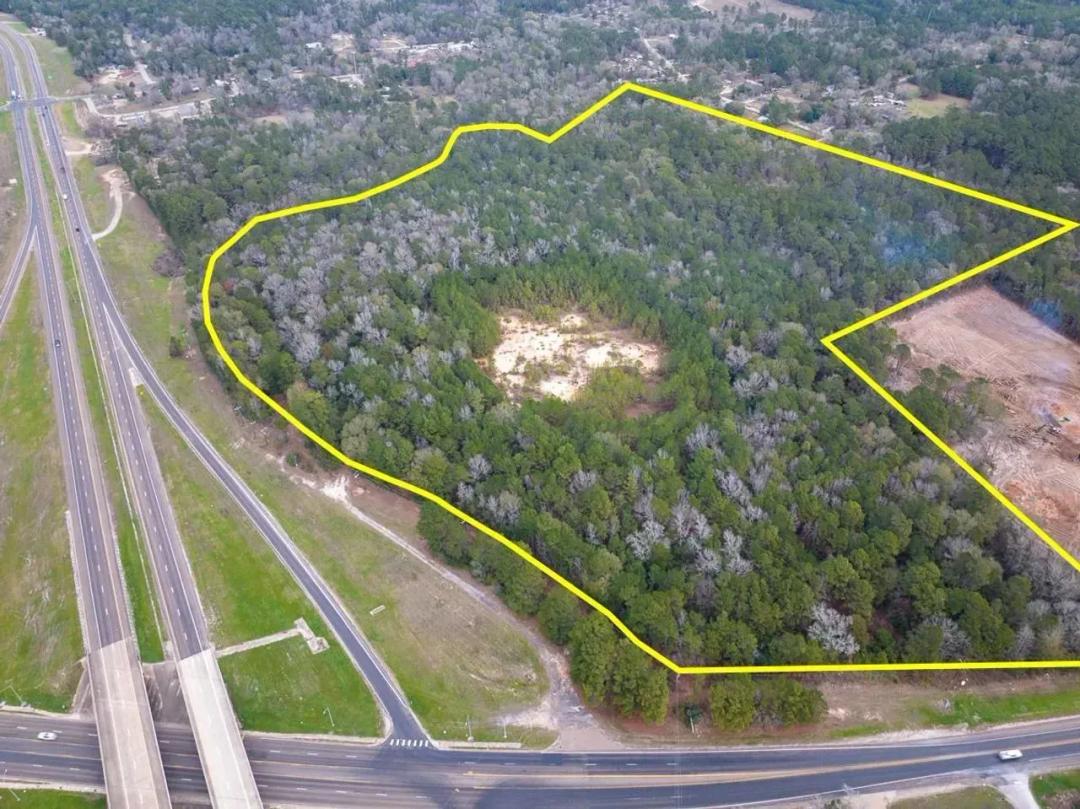 50 Acres | Highway 190 & Highway 19