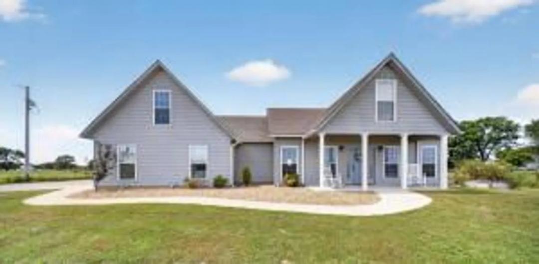 Peaceful Country Living