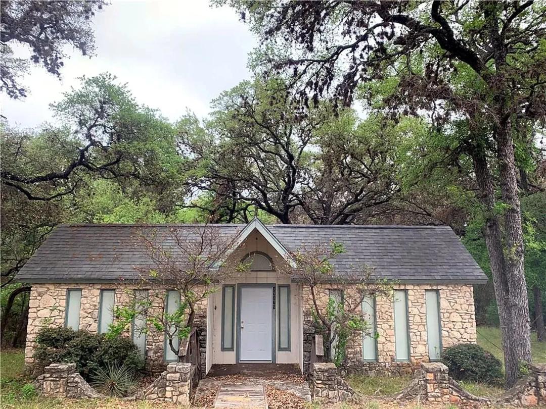 Gran Sabana Hill Country - 11 Lots w/ Office on Hwy 29, Buchanan Dam