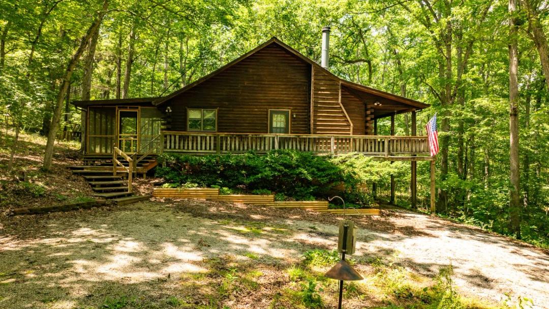 2 Bedrooms1 Bathroom on 5.13 Acres at 8475 Old Orchard Ln