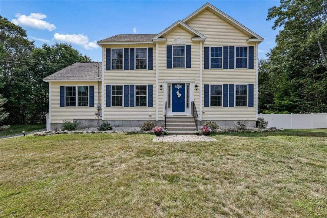 3 Bedrooms1.5 Bathroom on 3.73 Acres at 110 Middle Road