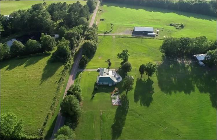 132.7 Acres with a Home in Hinds County at 2094 Morrison Road in Utica, MS 