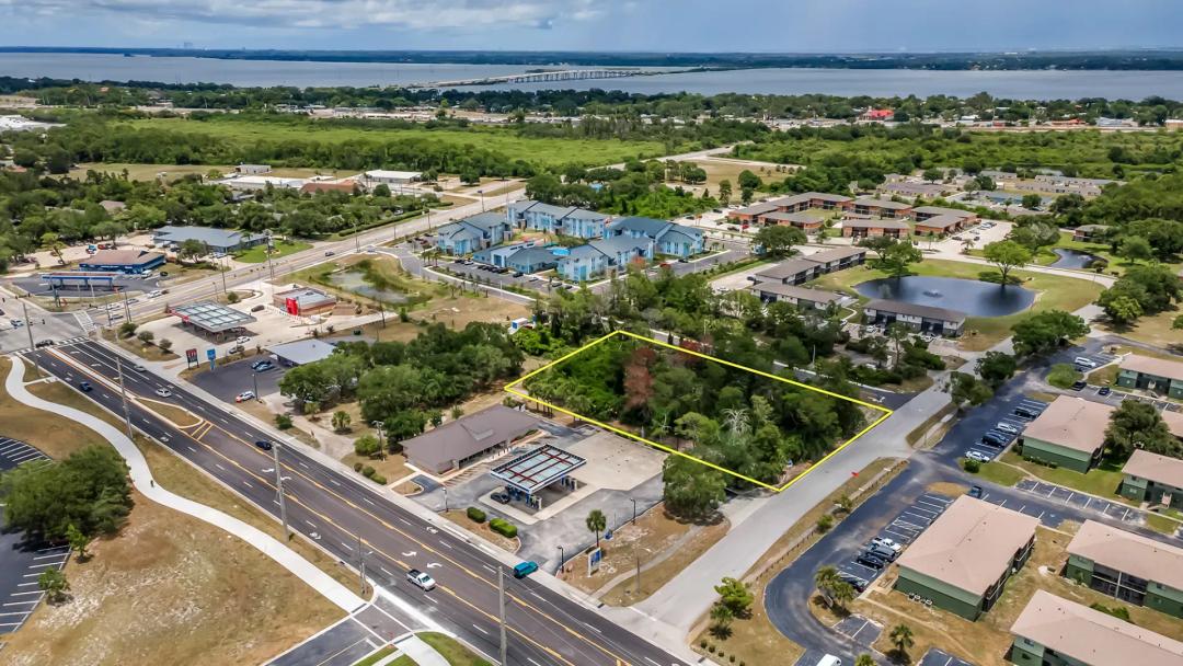 Vacant Commercial/Combine with Adjacent for Room To Grow! University Boulevard, Cocoa, FL 32922