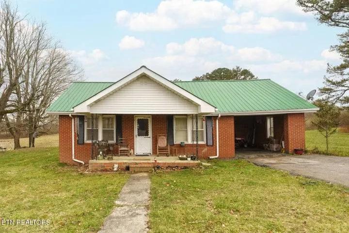 3 Bedrooms1 Bathroom on 2.00 Acres at 419 Central Ave